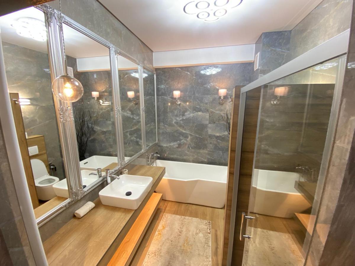 Rentnow Modern Lux Apartment In Centre Chisinau Eksteriør bilde