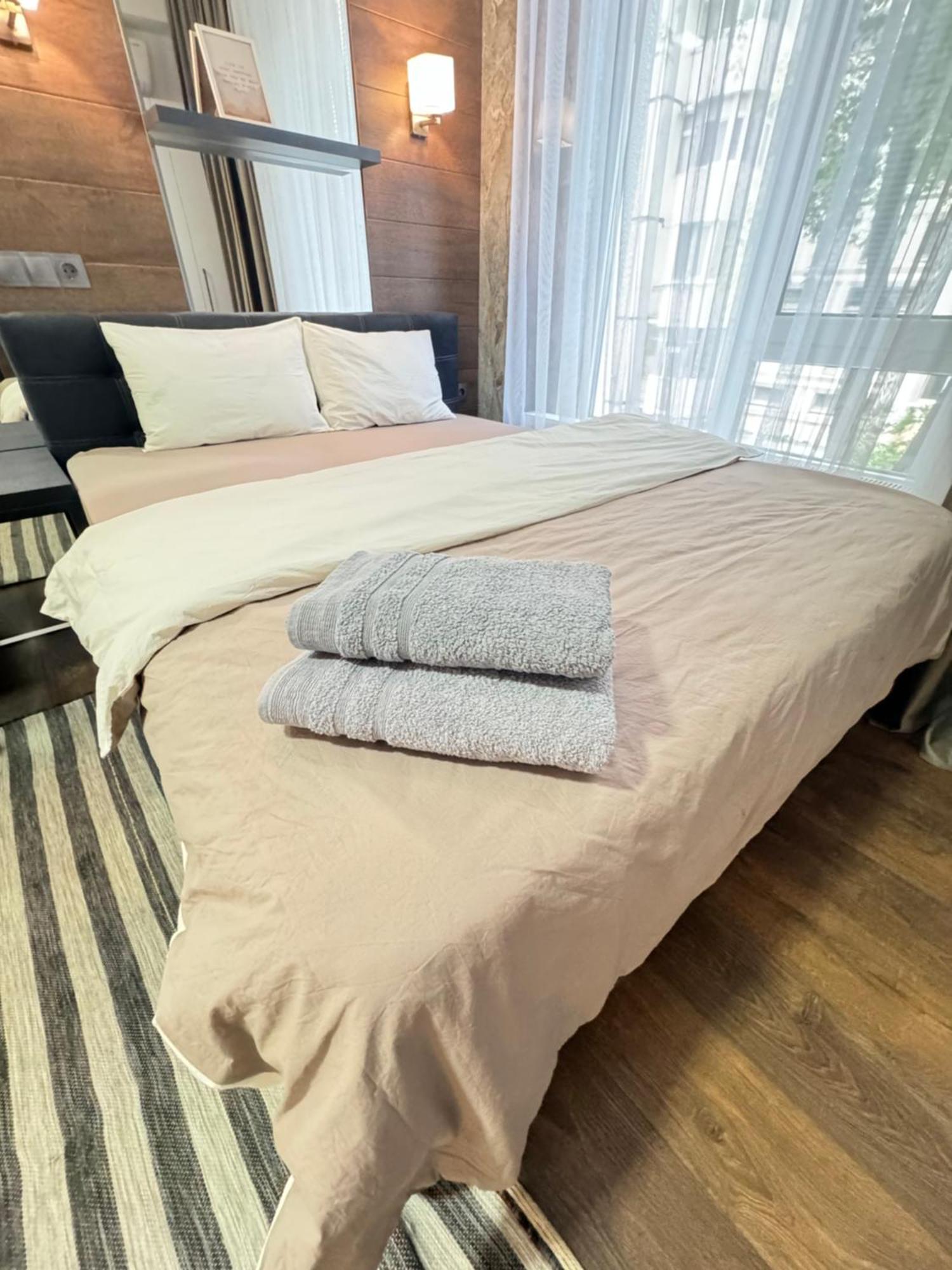 Rentnow Modern Lux Apartment In Centre Chisinau Eksteriør bilde