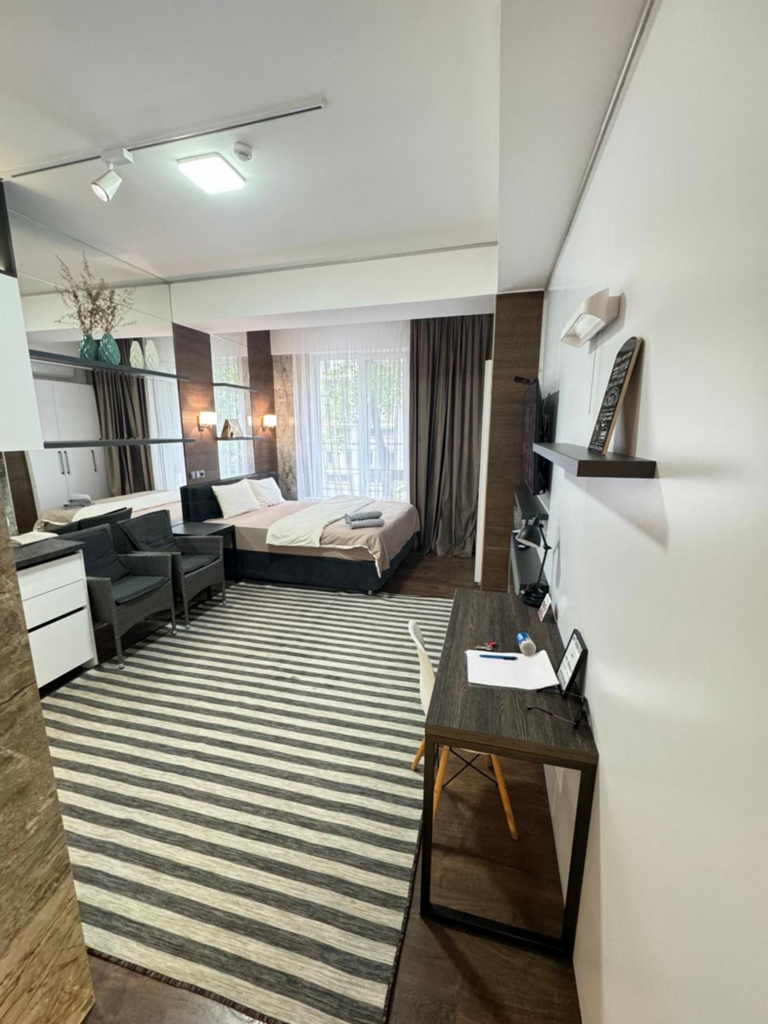 Rentnow Modern Lux Apartment In Centre Chisinau Eksteriør bilde
