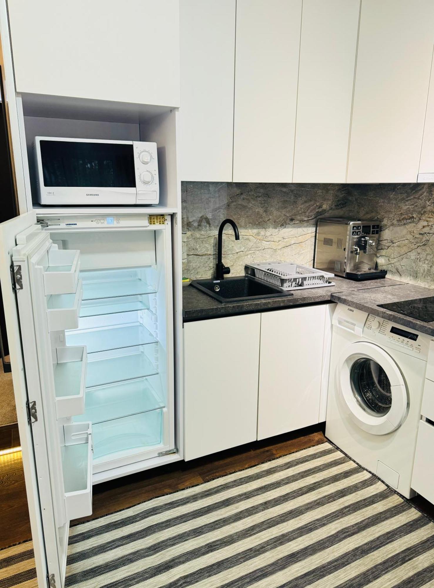Rentnow Modern Lux Apartment In Centre Chisinau Eksteriør bilde