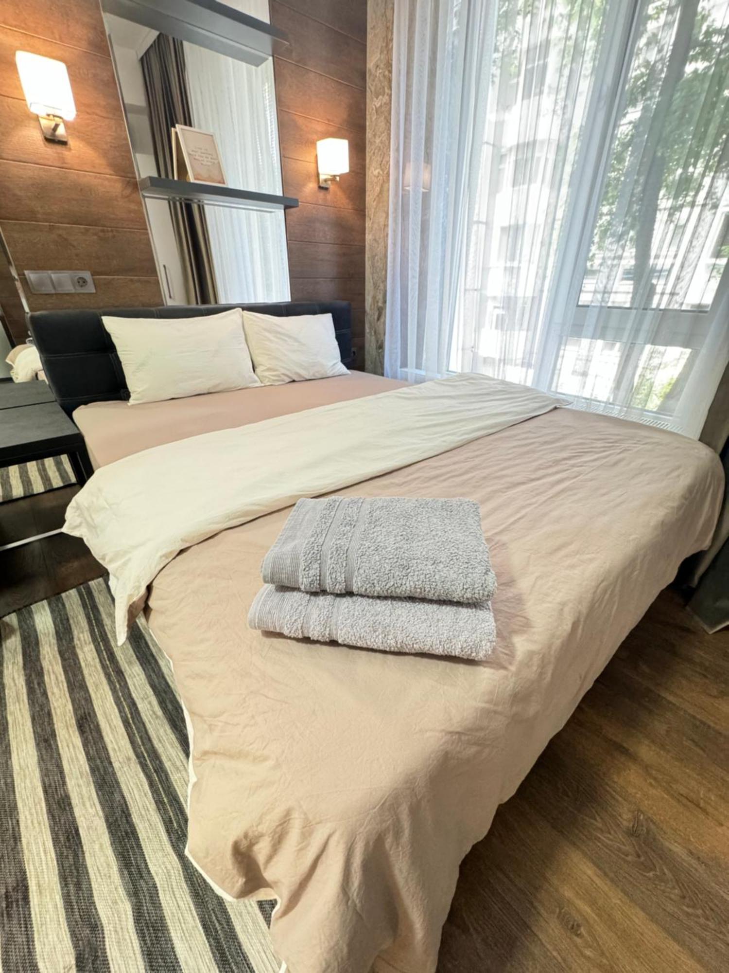 Rentnow Modern Lux Apartment In Centre Chisinau Eksteriør bilde